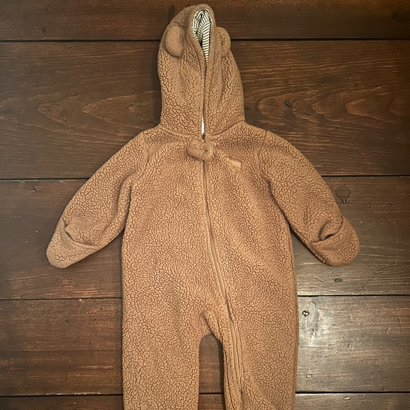 Carters Footies Fleece One Piece Size 9 month - Picture 1 of 4